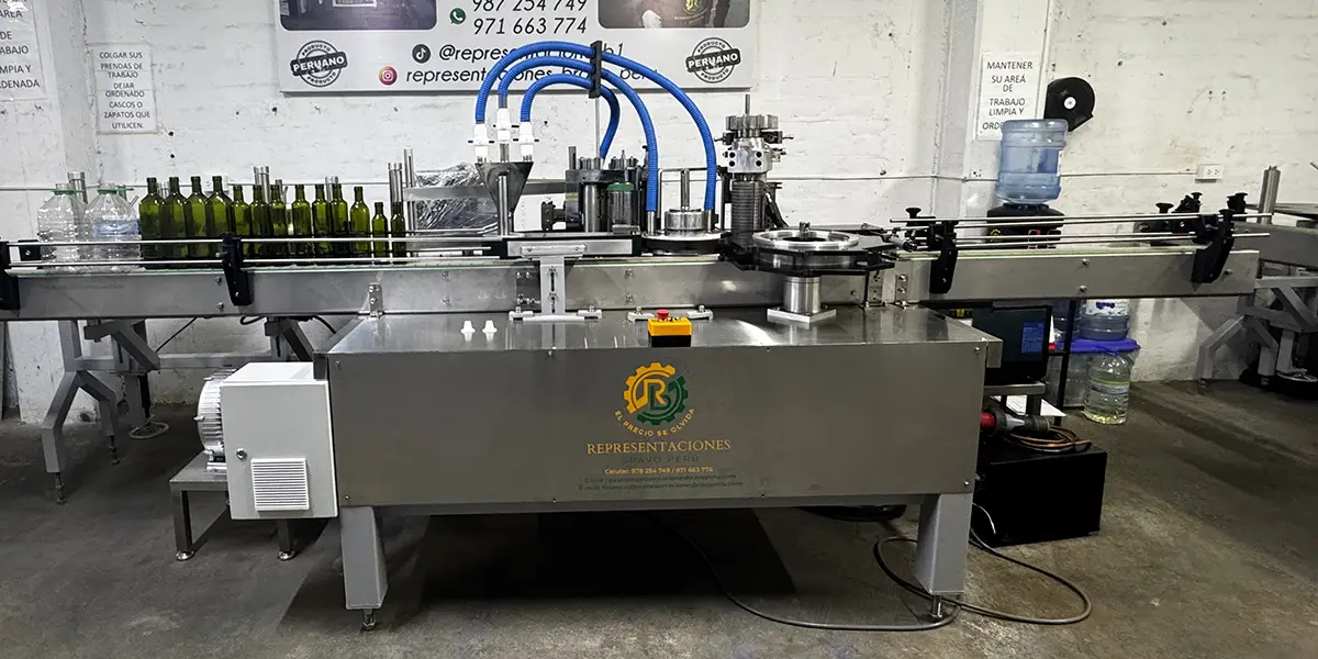 Etiquetadora Roll Fed para botellas redondas