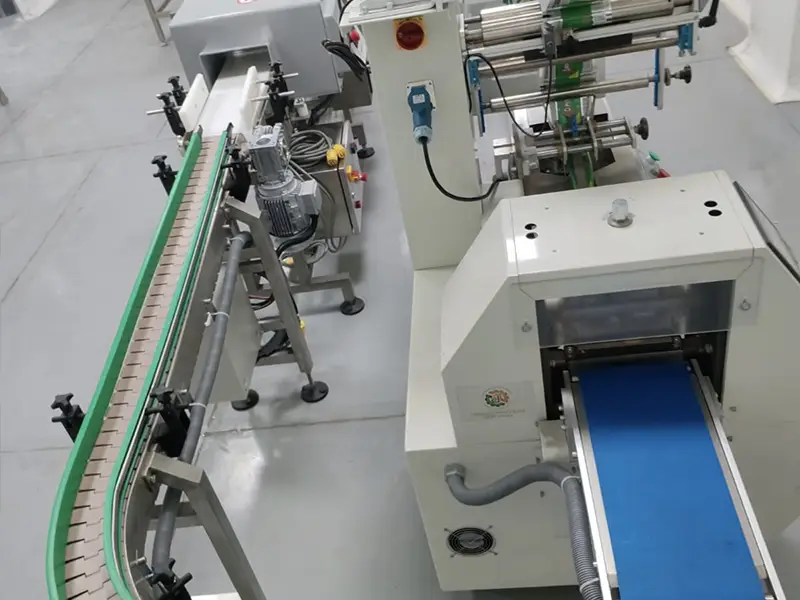 Máquina Flow Pack para galletas y helados